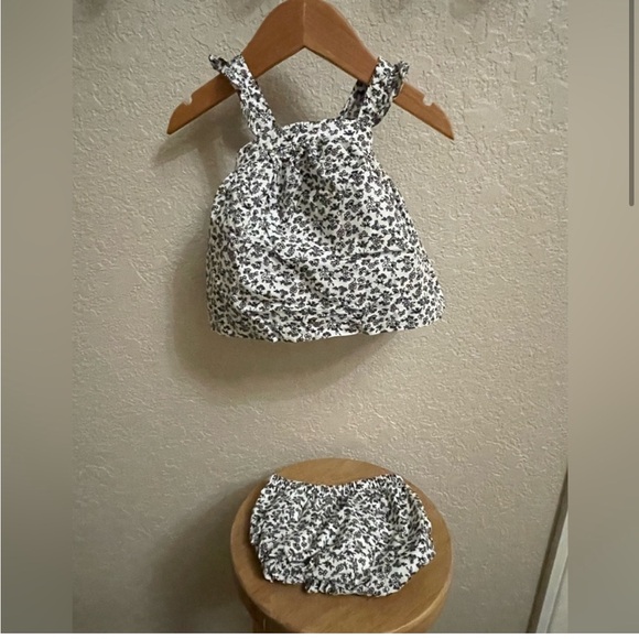 Janie and Jack Other - Janie and Jack Dress and Bloomer Set (3-6)